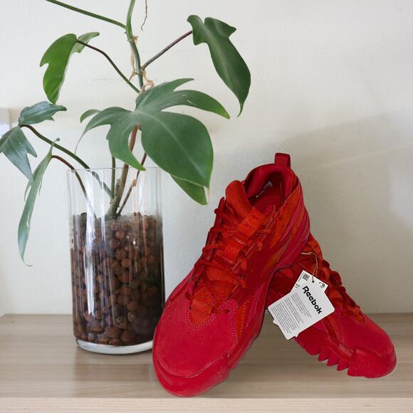 Reebok x Cardi B Classic Leather V2 "Red Mars" Women's Shoe GW8876 size 8 - Picture 1 of 7